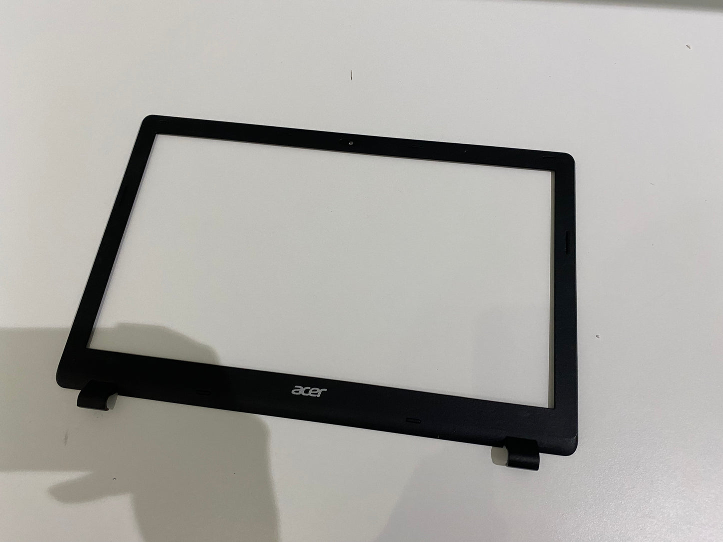 Acer aspire ES1-531 N15W4 15.6" Screen LCD Bezel Frame replacement - Genuine Pulled Part